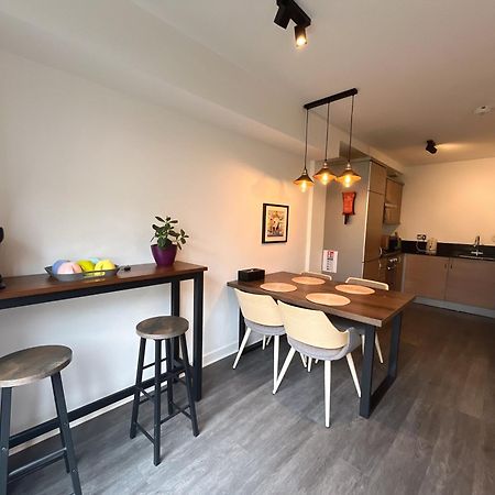 Apartment 2 Bath Free Parking Edinburg Exteriör bild