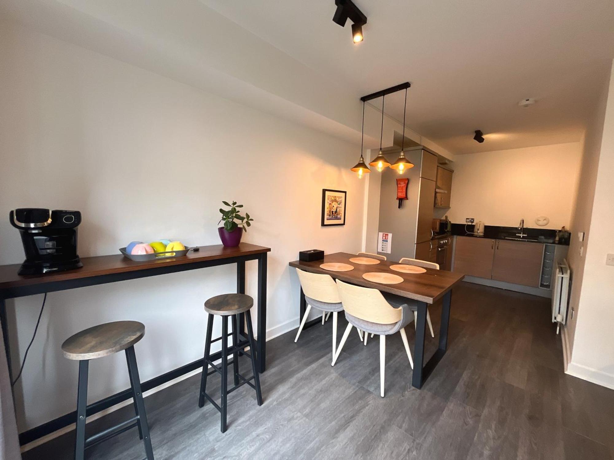 Apartment 2 Bath Free Parking Edinburg Exteriör bild