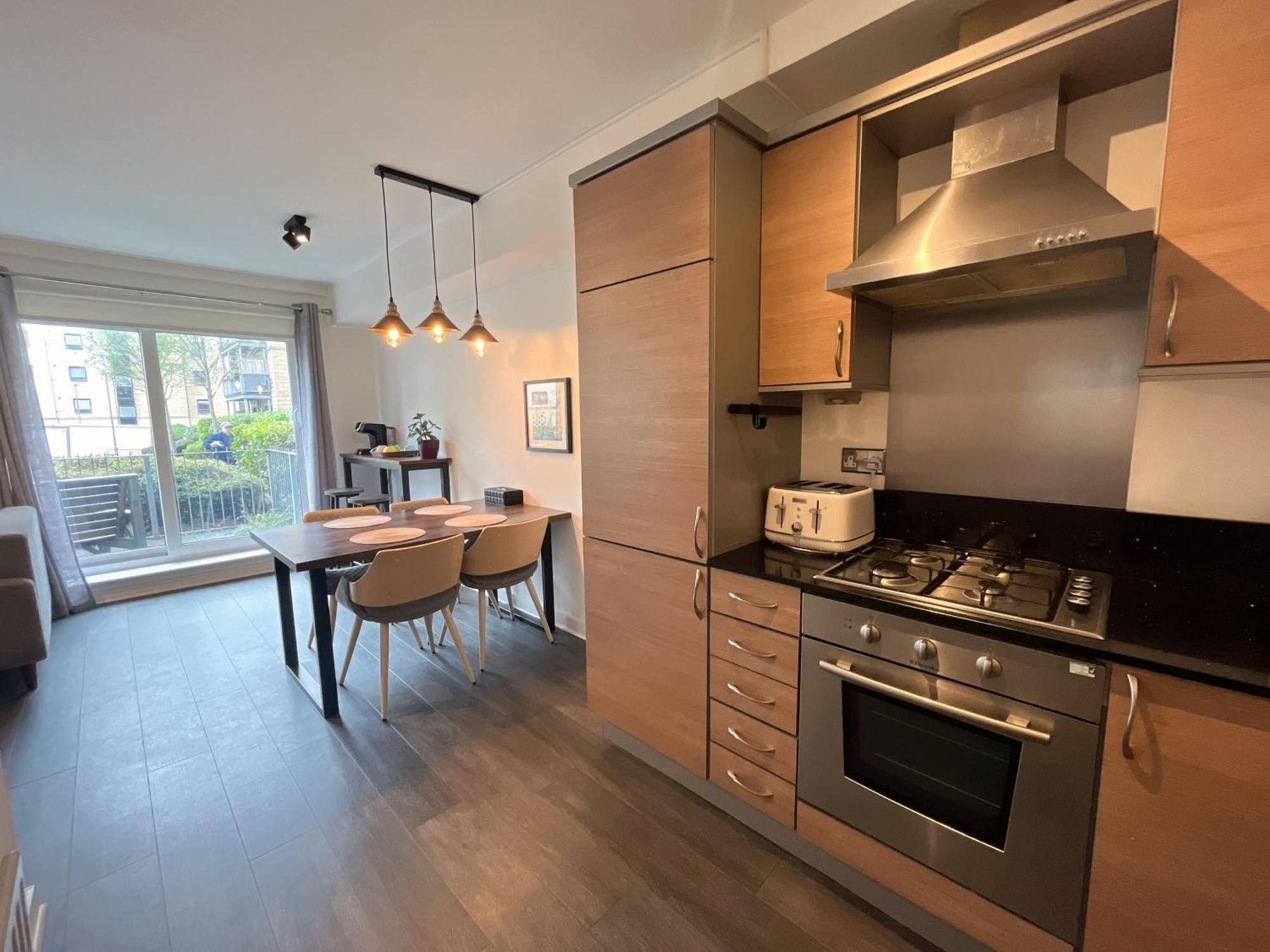 Apartment 2 Bath Free Parking Edinburg Exteriör bild